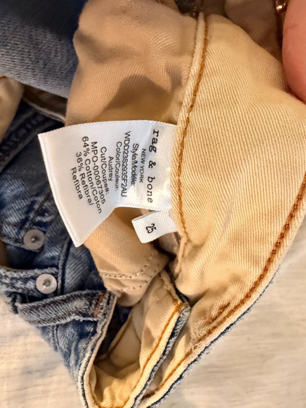 rag & bone Logan Mid Rise Featherweight Jeans - size 25 - Picture 9 of 12